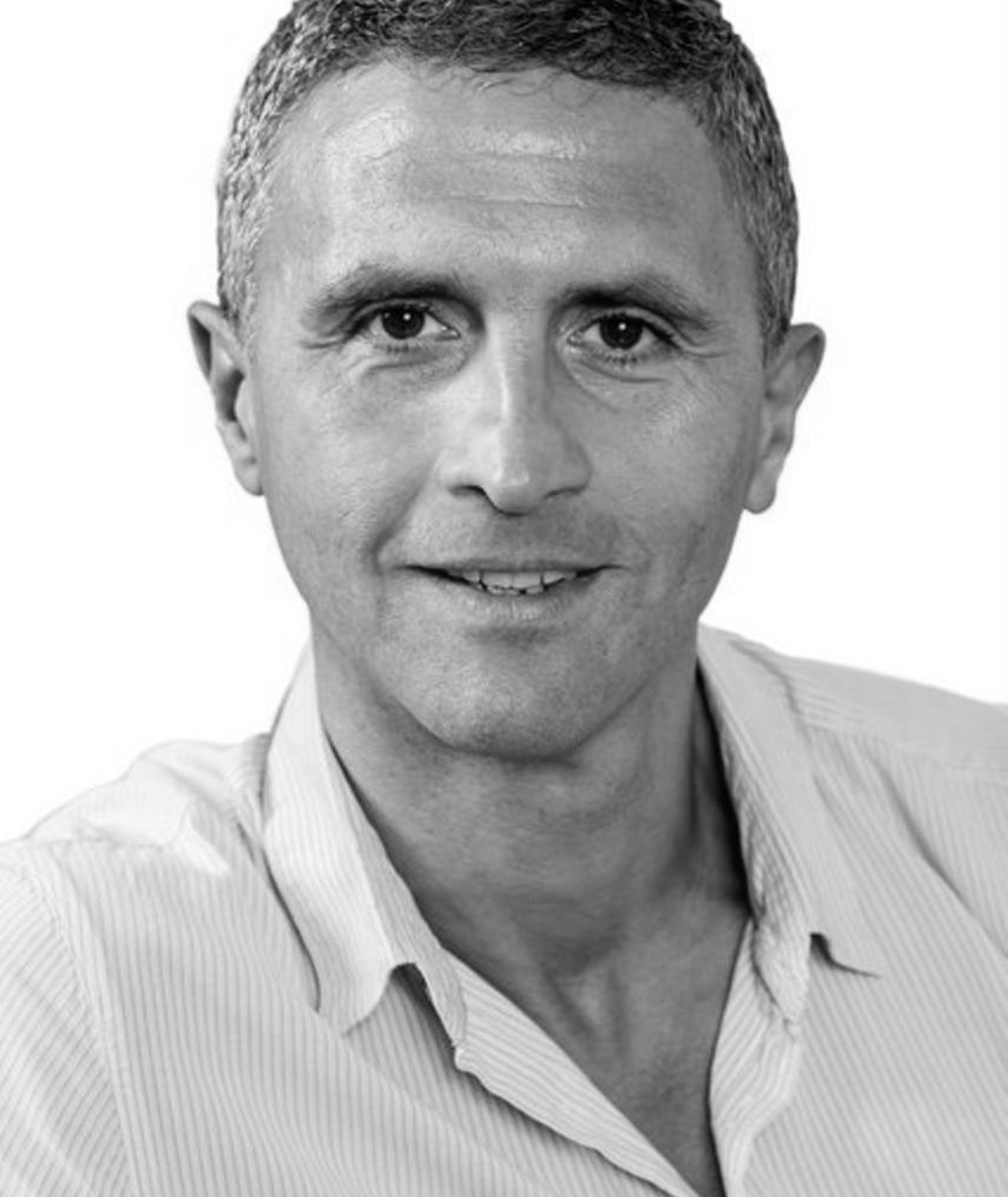 Photo of Christopher Simon