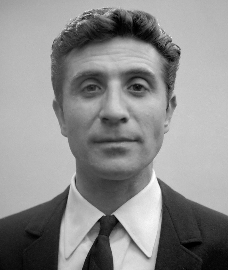 Photo of Gilbert Bécaud