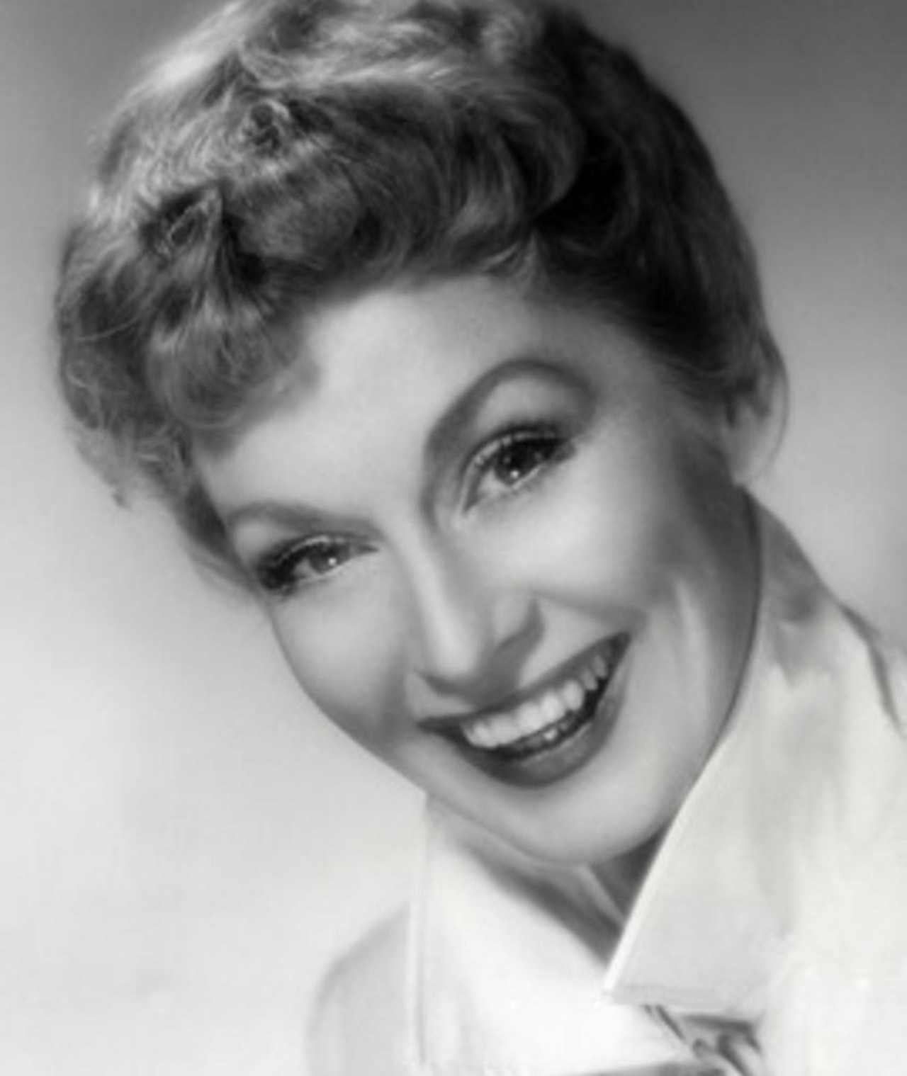 Photo of Kay Medford