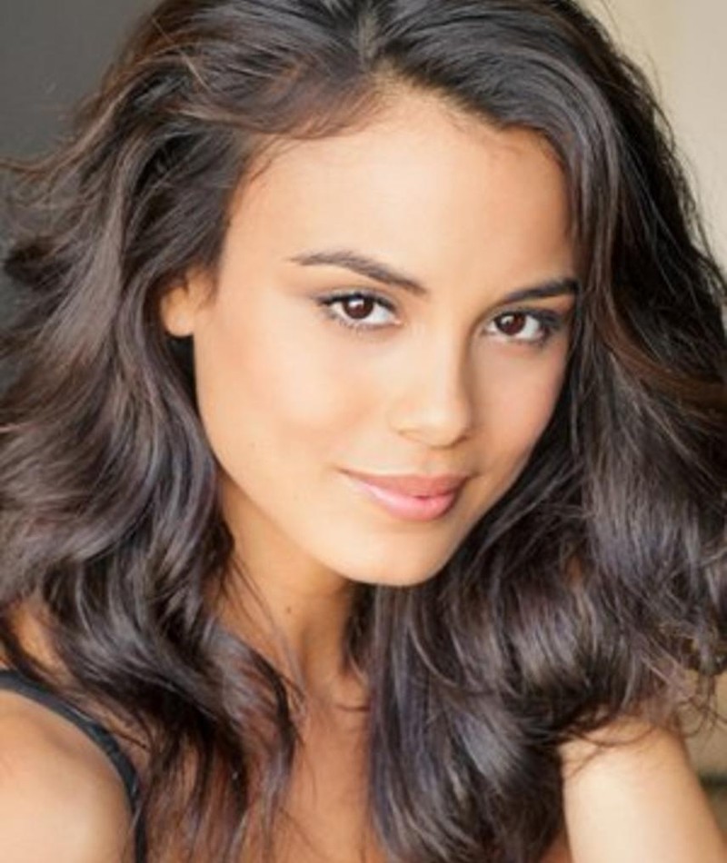 Photo of Nathalie Kelley