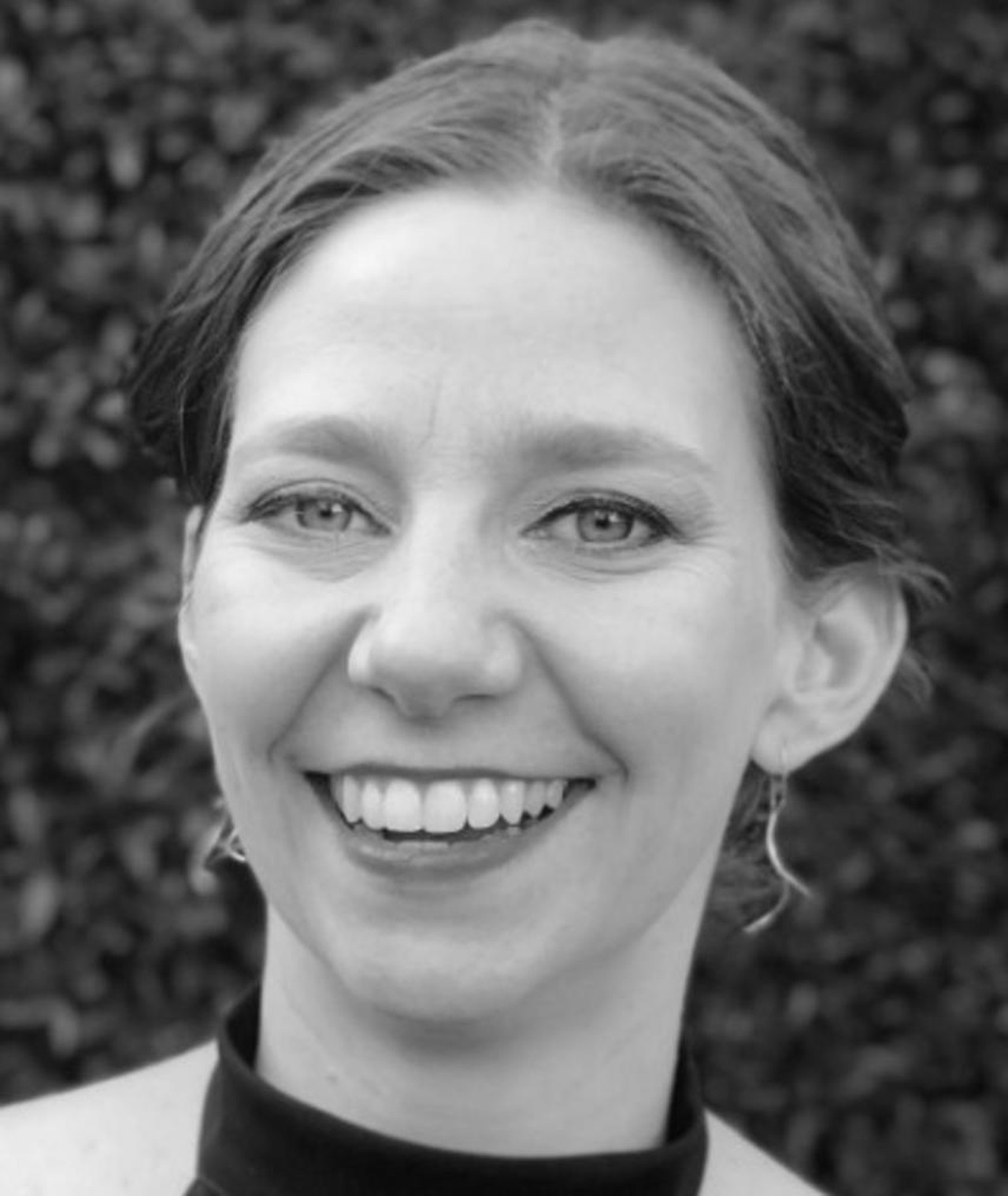 Photo of Rachel Nederveld