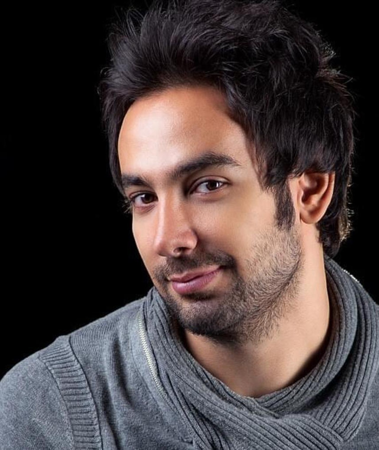 Ali Hosseinzadeh Movies, Bio and Lists on MUBI