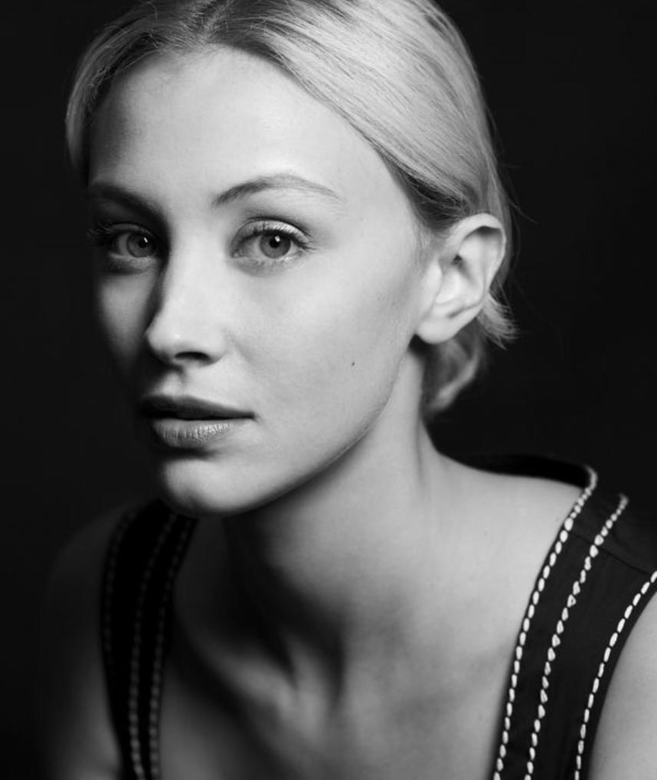 Photo of Sarah Gadon
