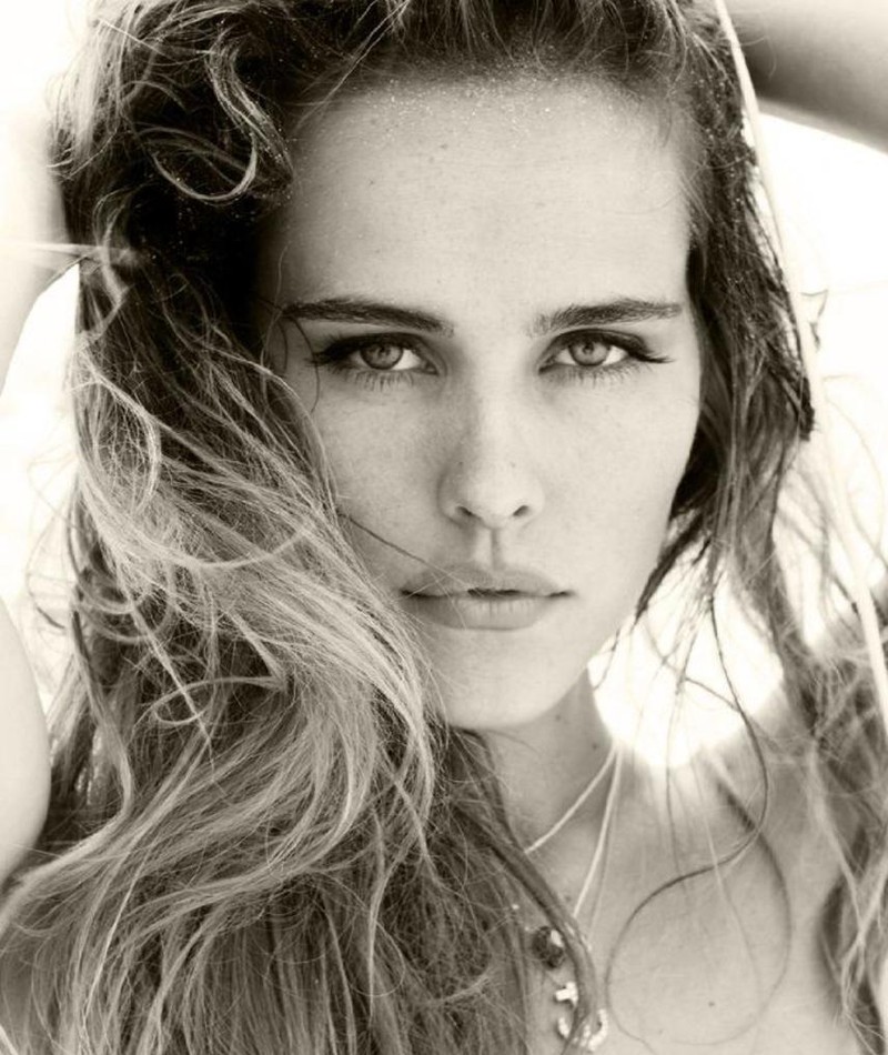 Photo of Isabel Lucas