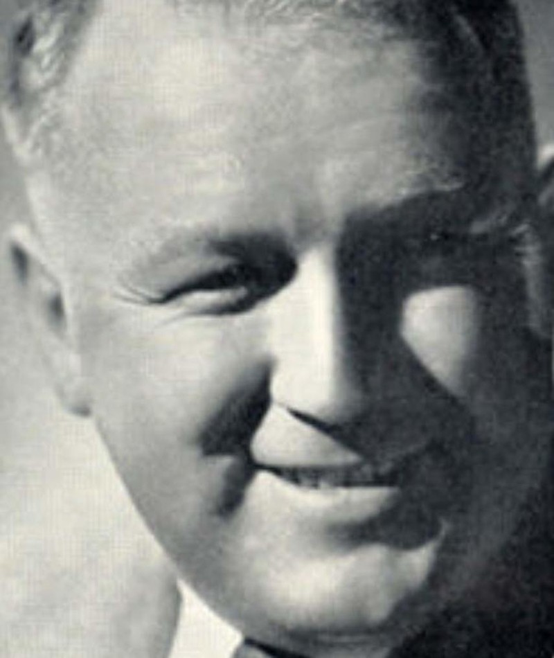 Photo of Vernon L. Walker