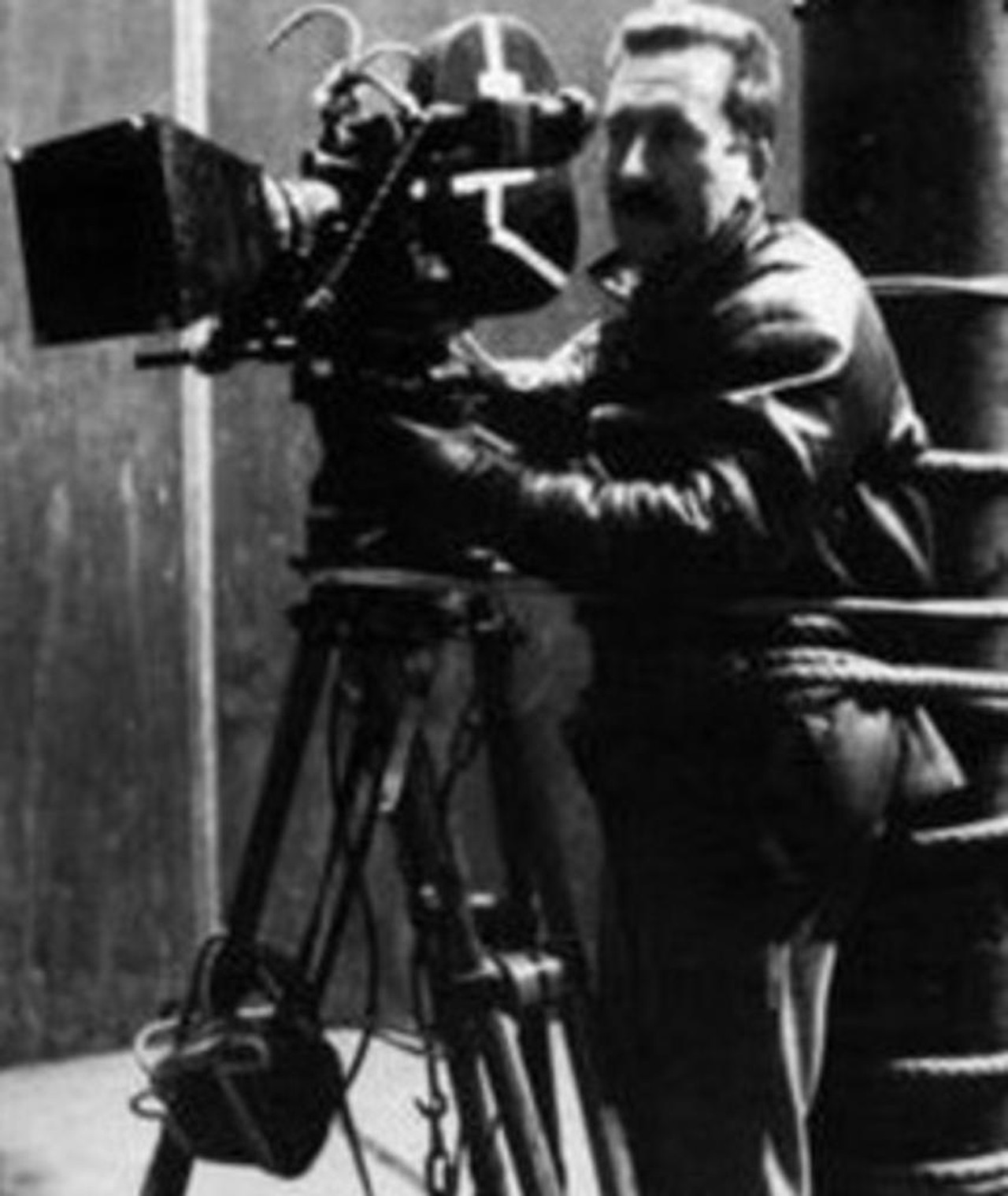 Photo of Henri Decae