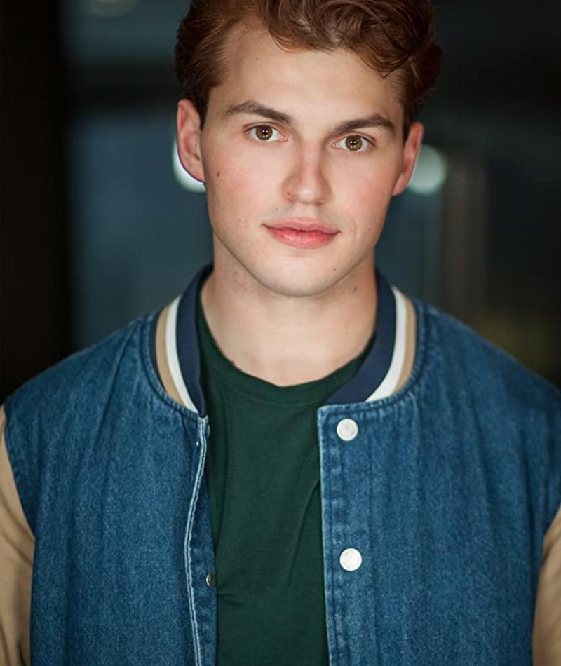 Sam Robert Muik – Movies, Bio and Lists on MUBI