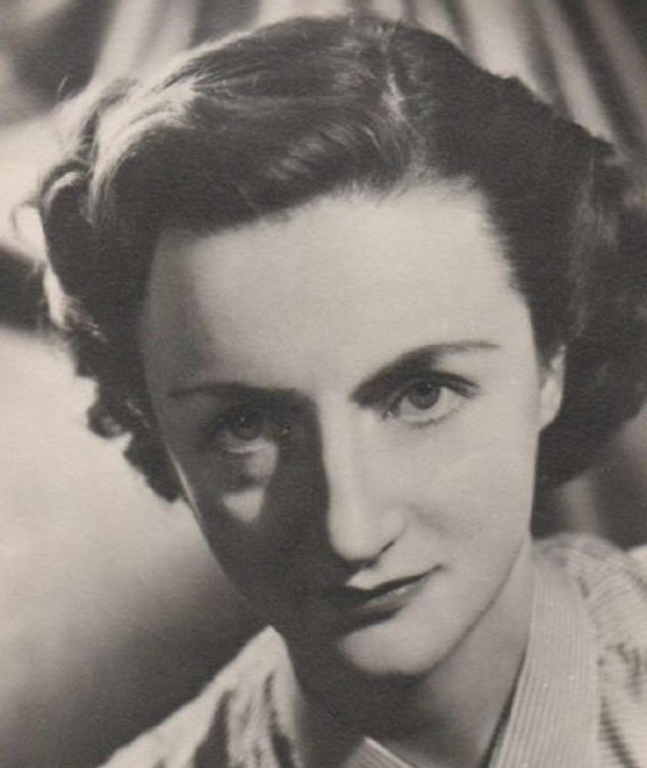 Photo of Joan Harben