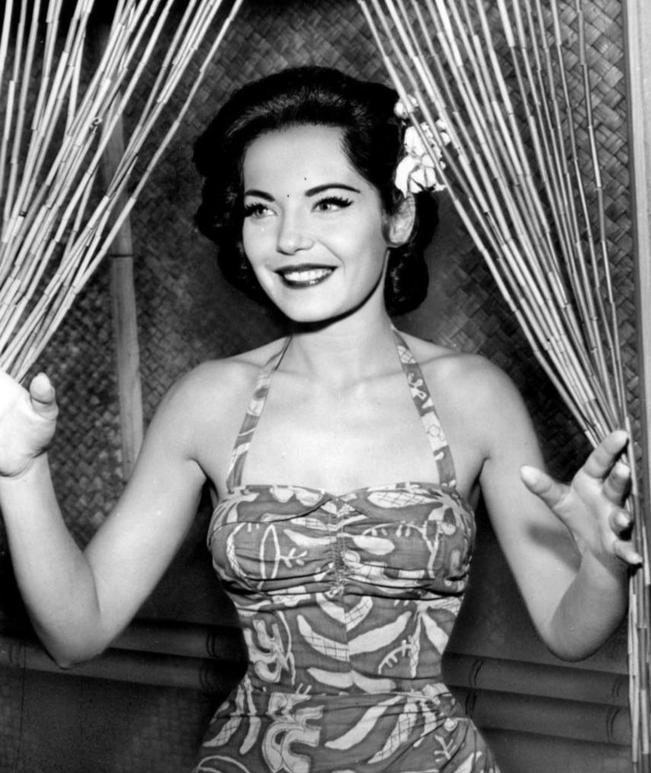 Photo of Linda Lawson