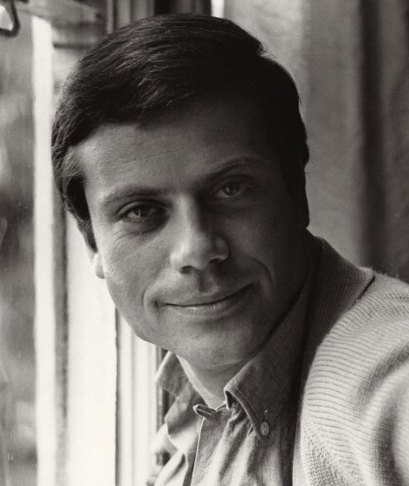 Photo of Oliver Reed