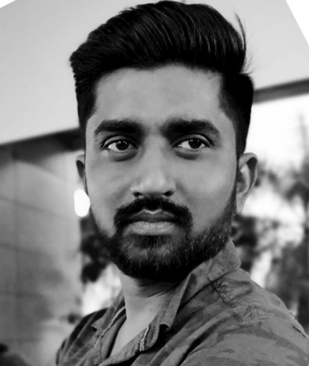 Bhavesh Patel – Movies, Bio and Lists on MUBI