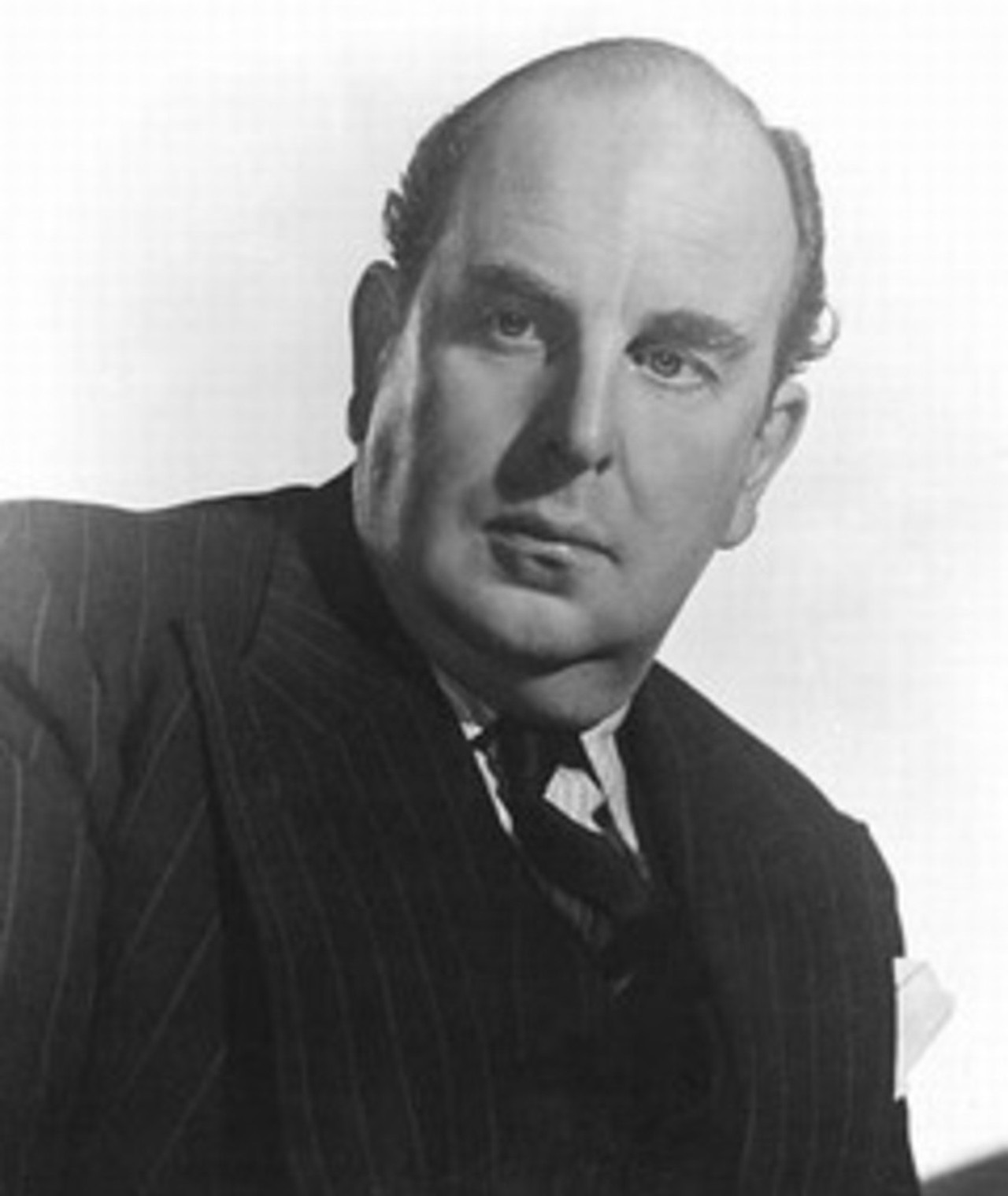 Photo of Robert Morley
