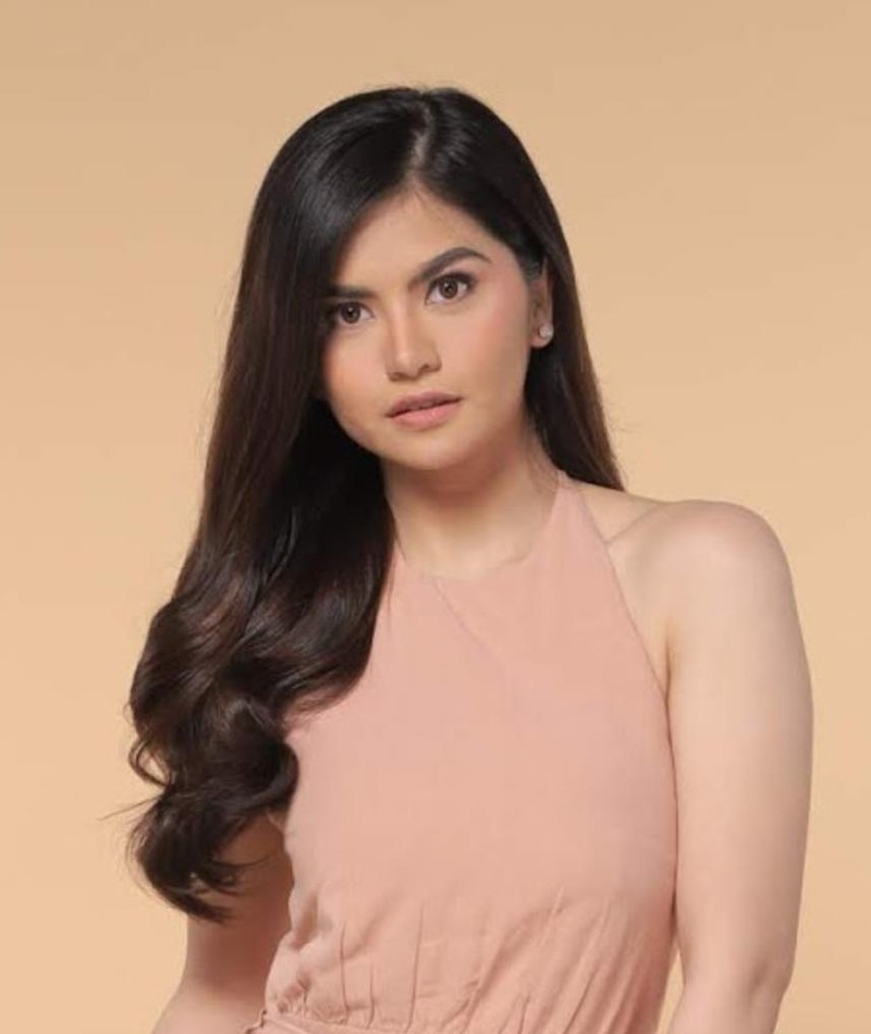 Eisel Serrano – Movies, Bio and Lists on MUBI