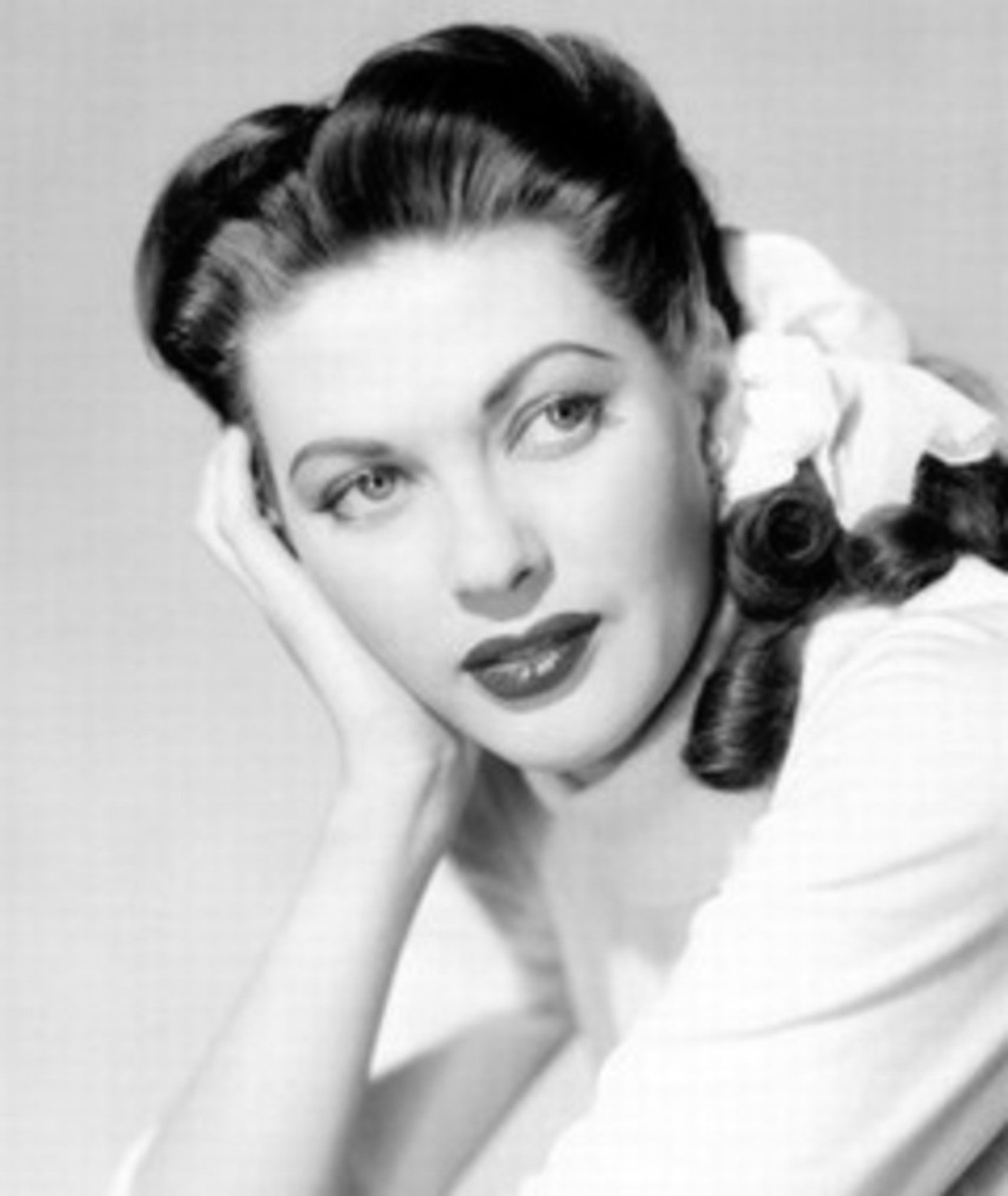 Photo of Yvonne de Carlo