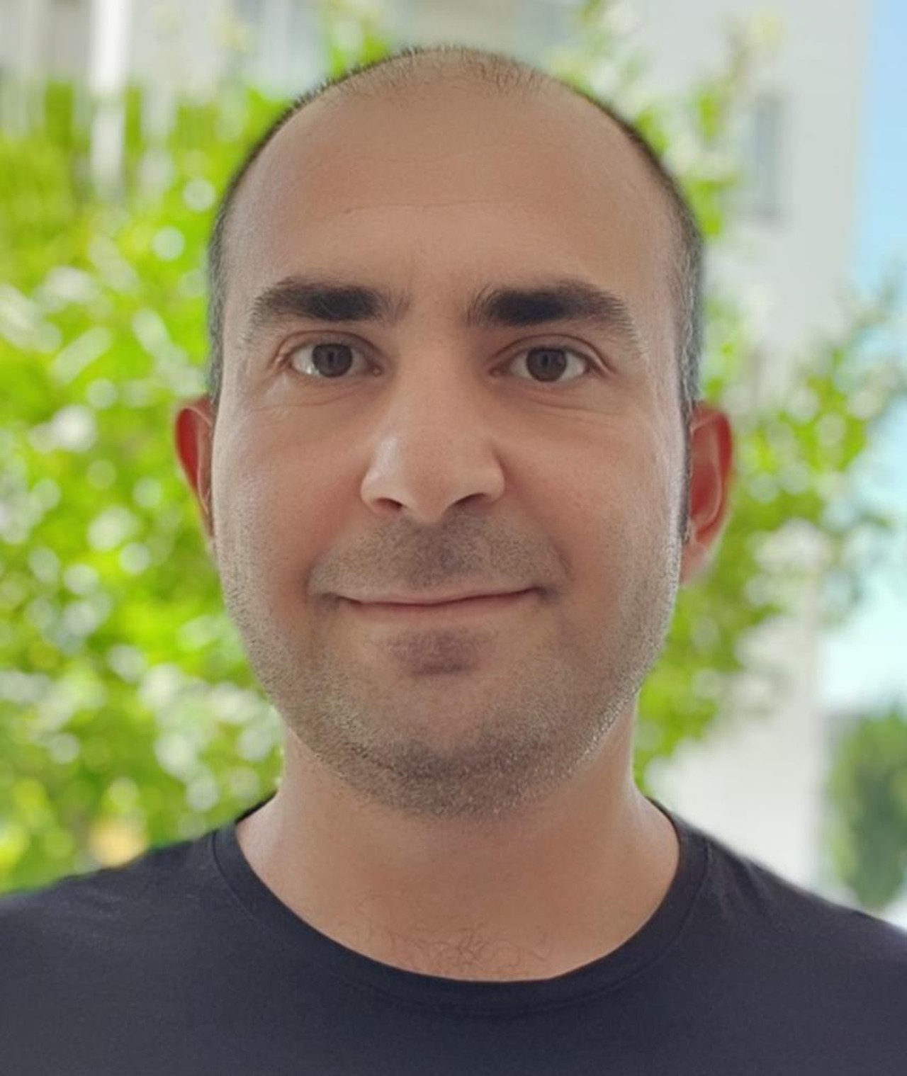 Cenk Özçelik Movies, Bio and Lists on MUBI