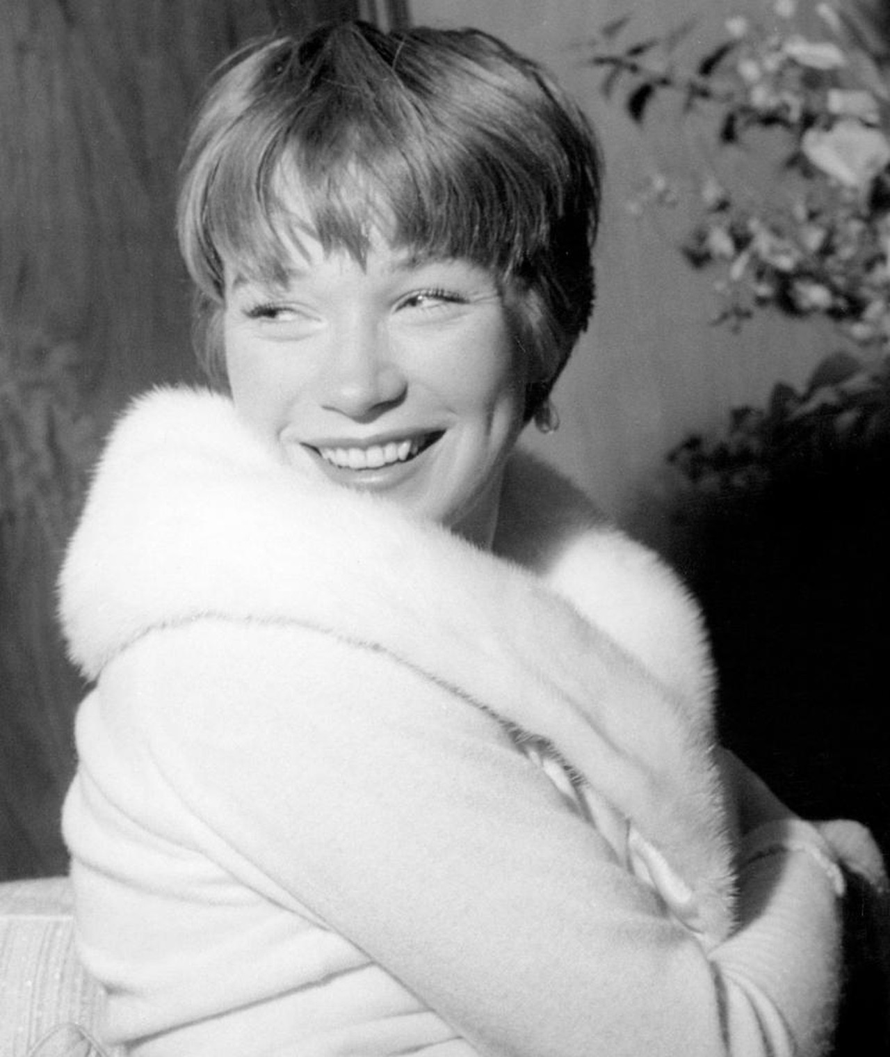 Photo of Shirley MacLaine