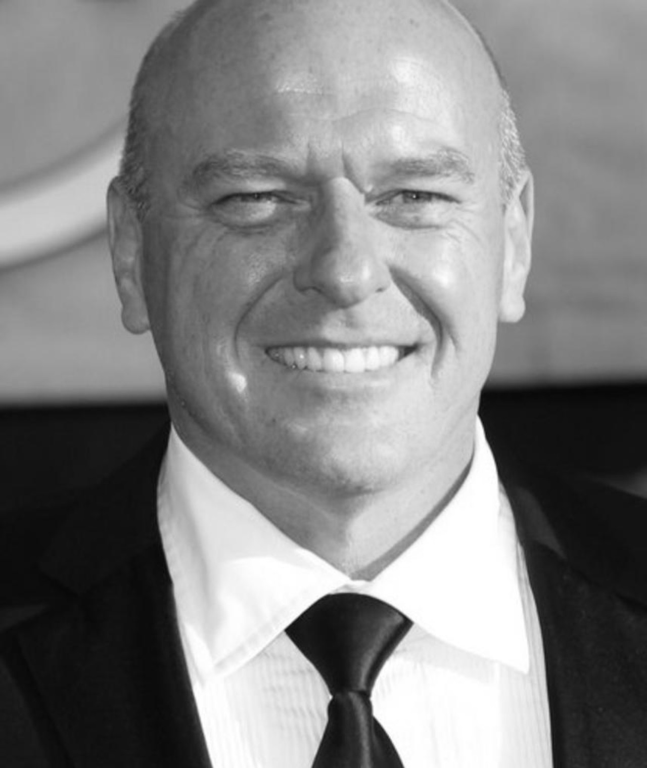 Photo of Dean Norris