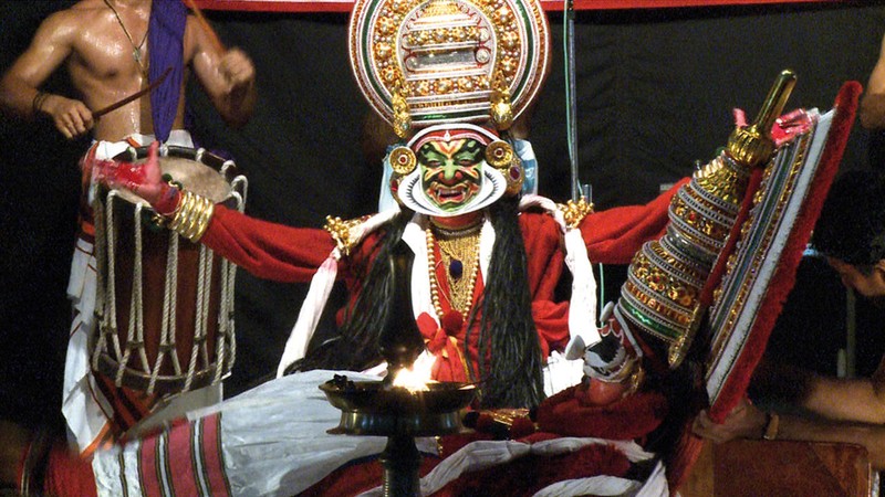 The Table with the Dogs (Kathakali)