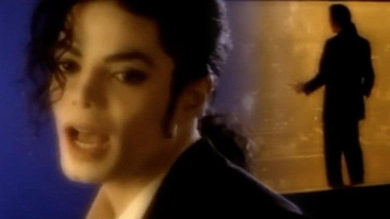 Michael Jackson: Who Is It [MV]