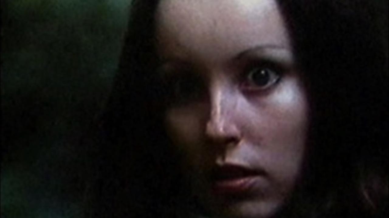 Emma, puertas oscuras