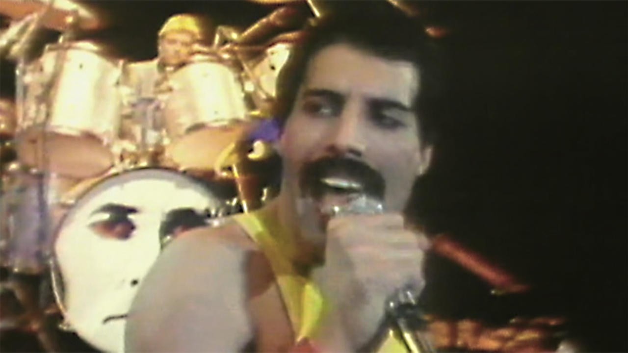 Queen - Another One Bites The Dust (Official Video) 