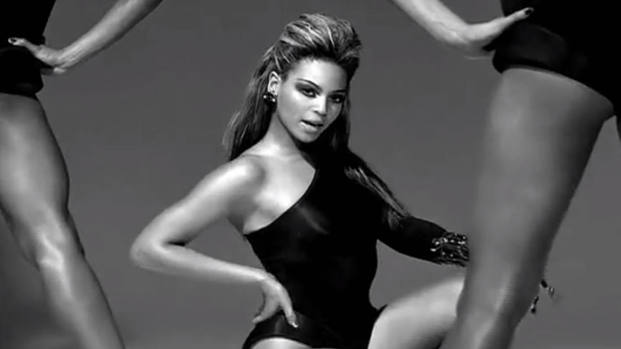 Beyoncé: Single Ladies (Put a Ring on It) [MV]