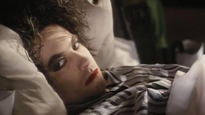 The Cure: Lullaby [MV]