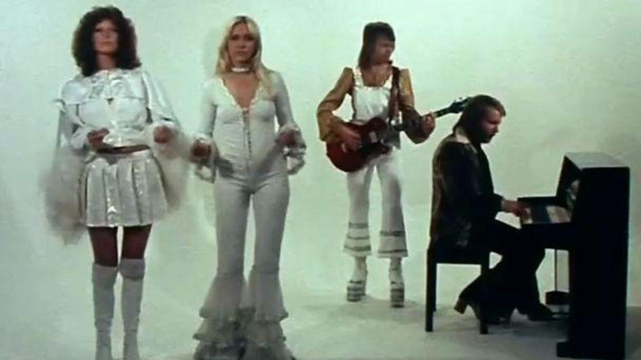 ABBA: Mamma Mia [MV]