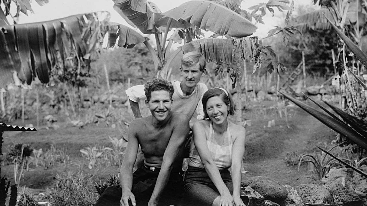 The Galapagos Affair: Satan Came to Eden