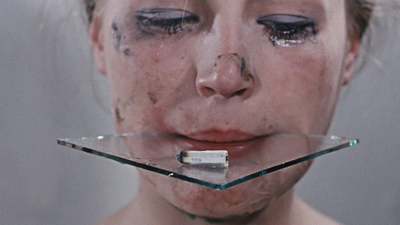 Open Form: Game on an Actress's Face