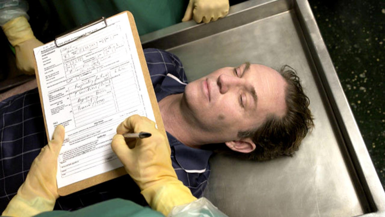 Nightmares & Dreamscapes: From the Stories of Stephen King: Autopsy Room Four