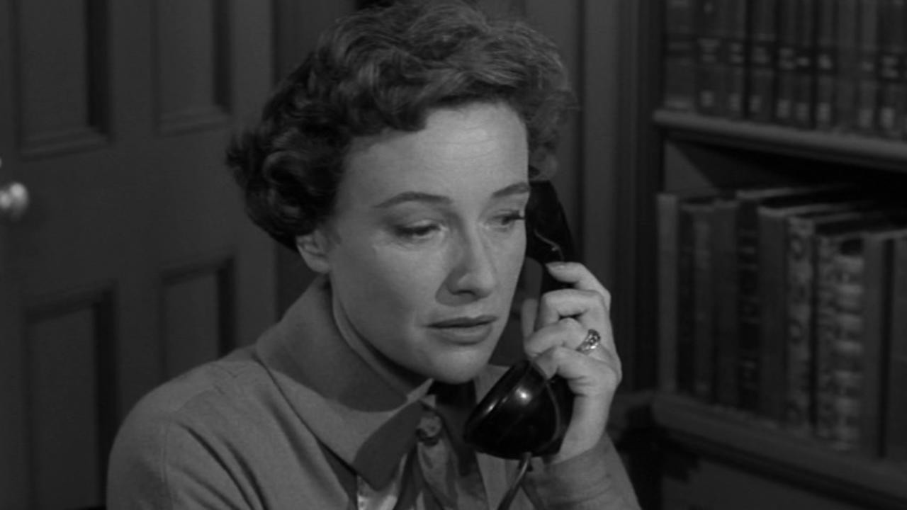 Alfred Hitchcock Presents: Fog Closing In