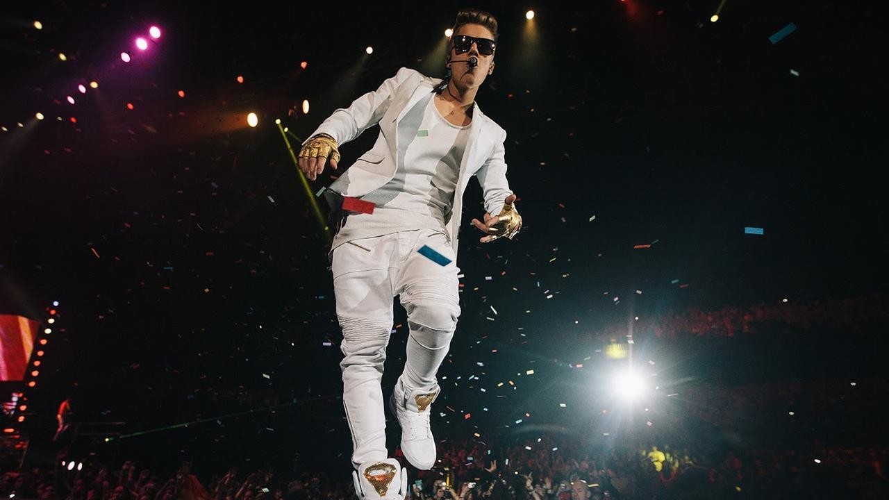 Justin Bieber: All Around the World