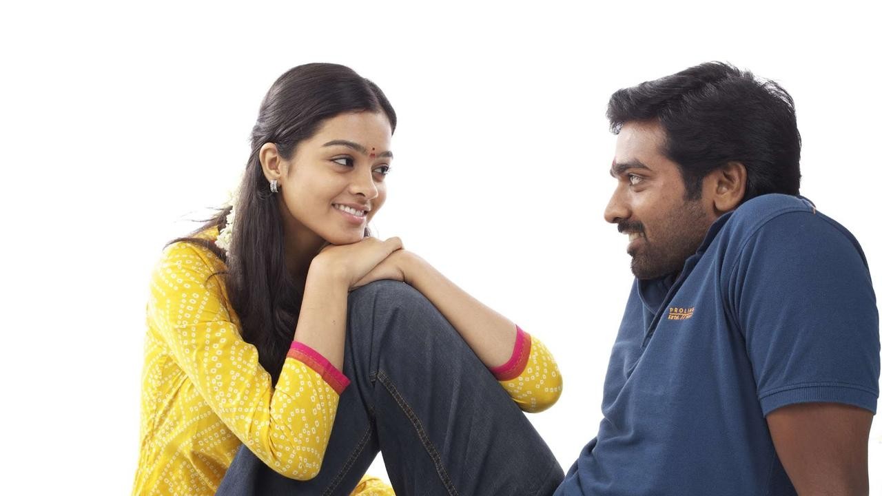 Naduvula Konjam Pakkatha Kaanom