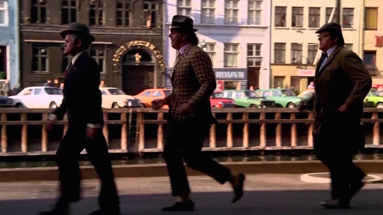 The Olsen Gang Sees Red