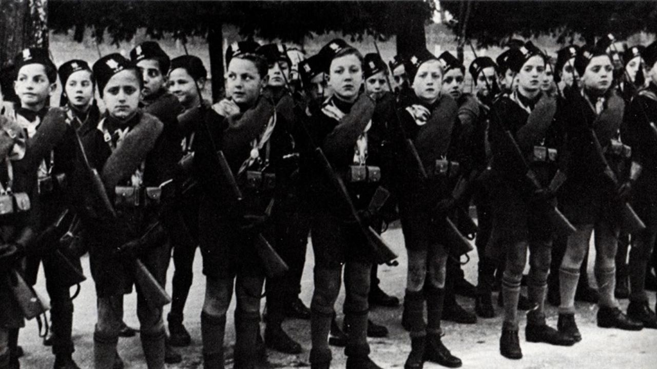 All'armi siam fascisti!