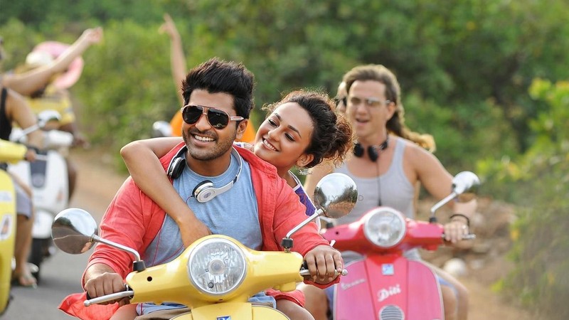 Run Raja Run Album Run Raja Run (2014) | MUBI