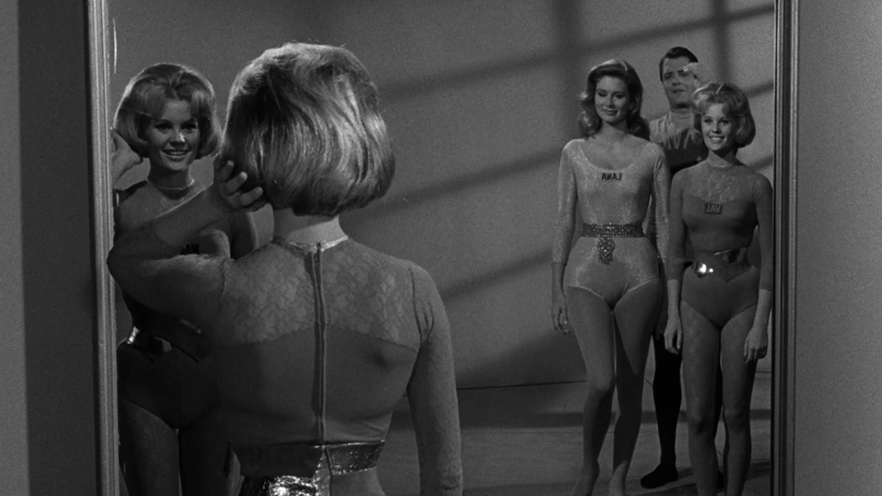 The Twilight Zone: Number 12 Looks Just Like You