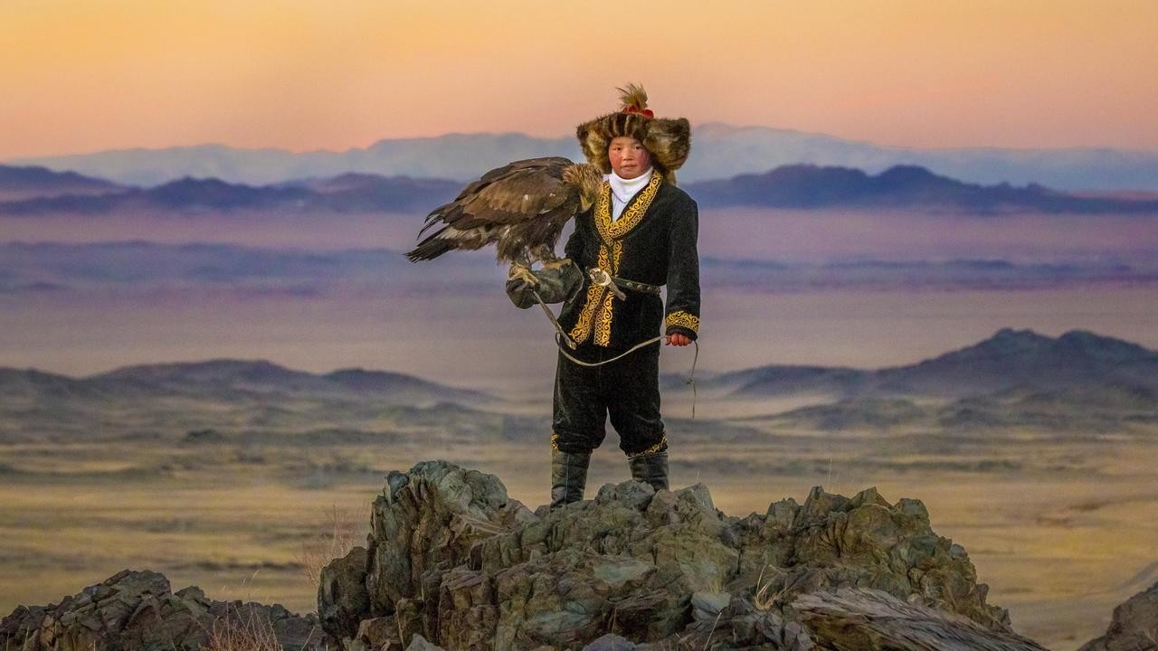 Image du film La jeune fille et son aigle