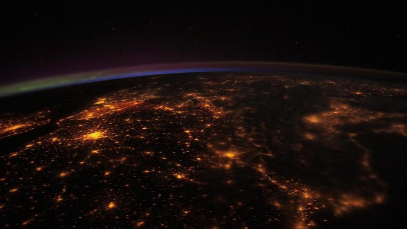 Collision Point: The Race to Clean Up Space (2013) | MUBI
