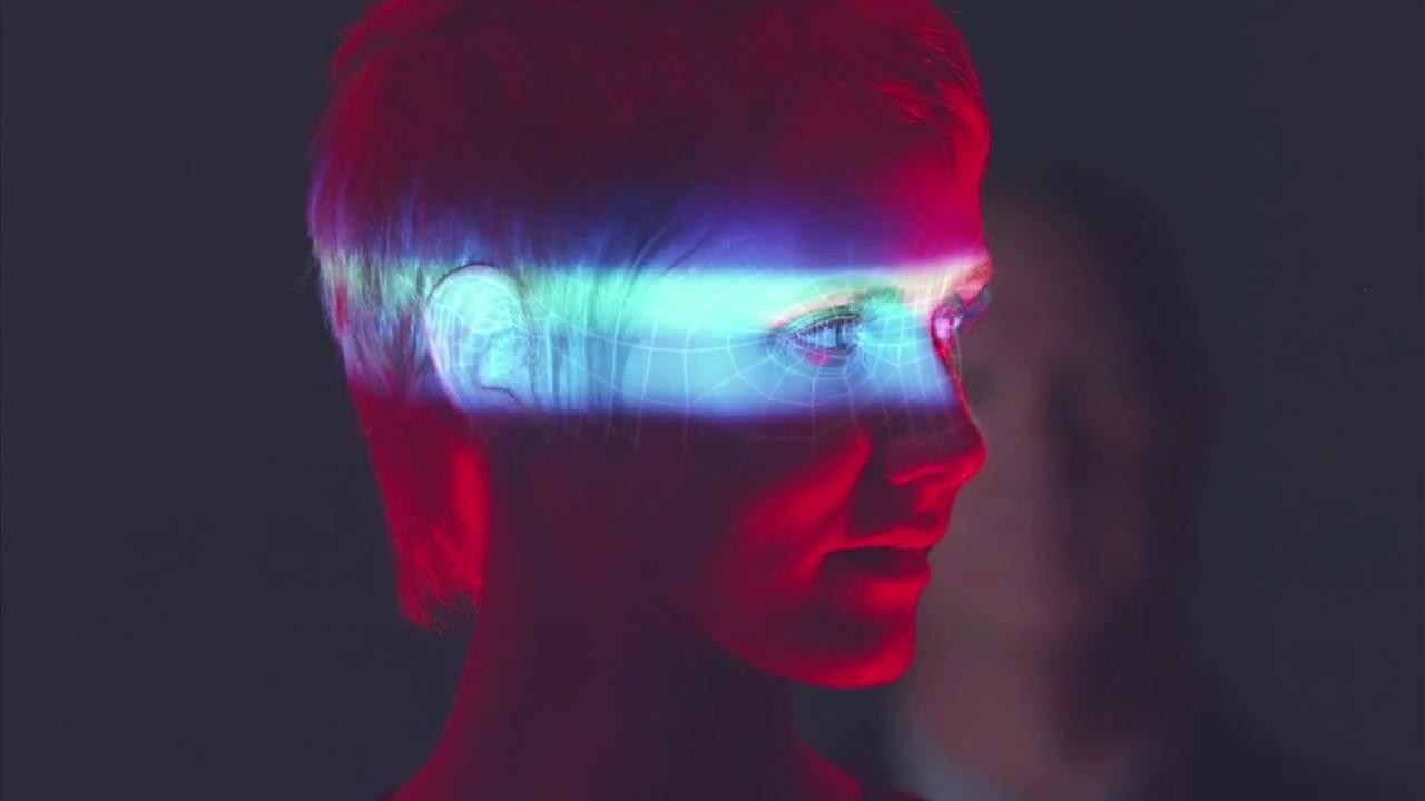 Neon Indian: Polish Girl [MV]