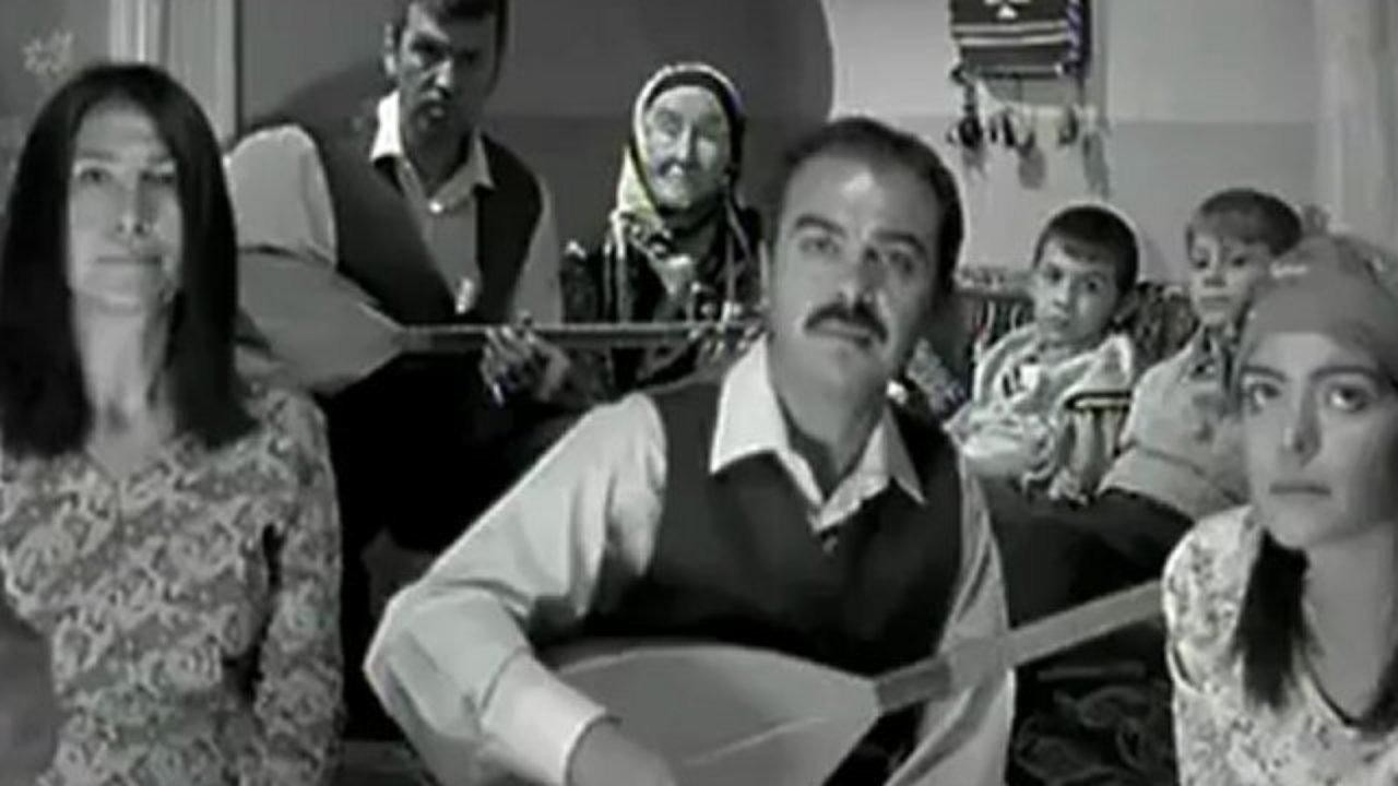 Mutlu Ol! Bu Bir Emirdir!