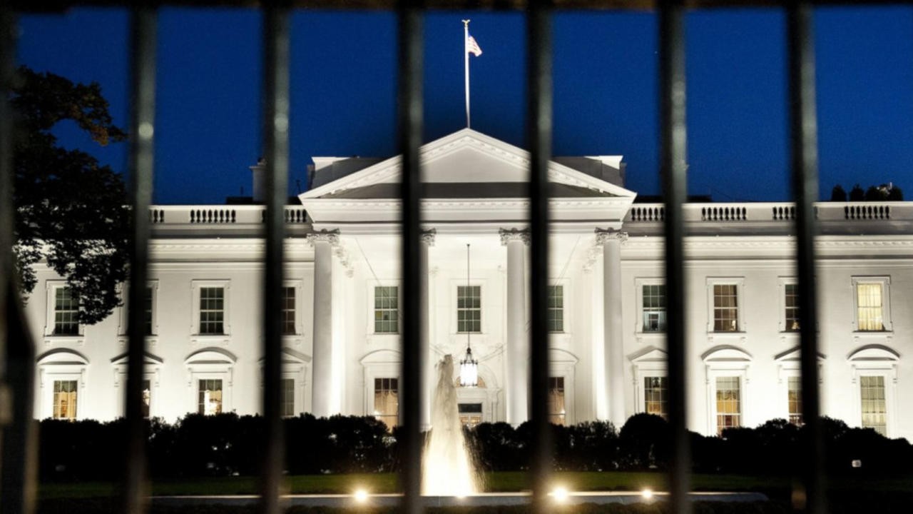 All Governments Lie: Truth, Deception, and the Spirit of I.F. Stone