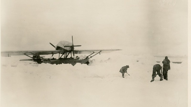 Roald Amundsen: Lincoln Ellsworth's Polar Flight 1925