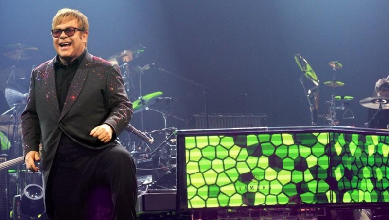 Elton John: In Concert