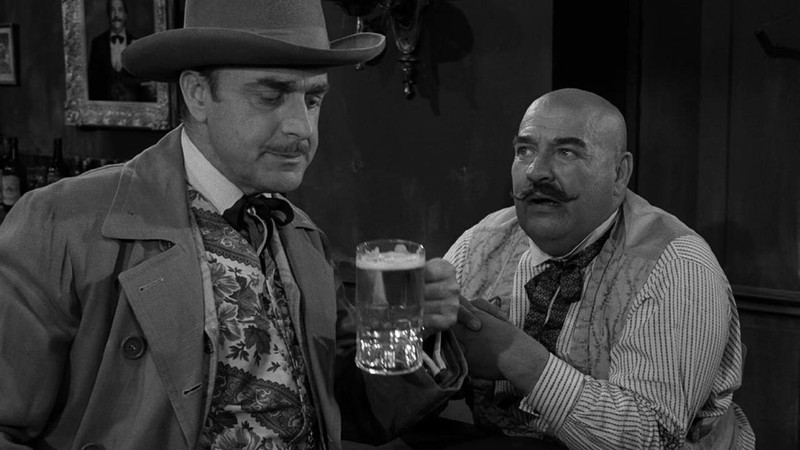 The Twilight Zone: Mr. Garrity and the Graves