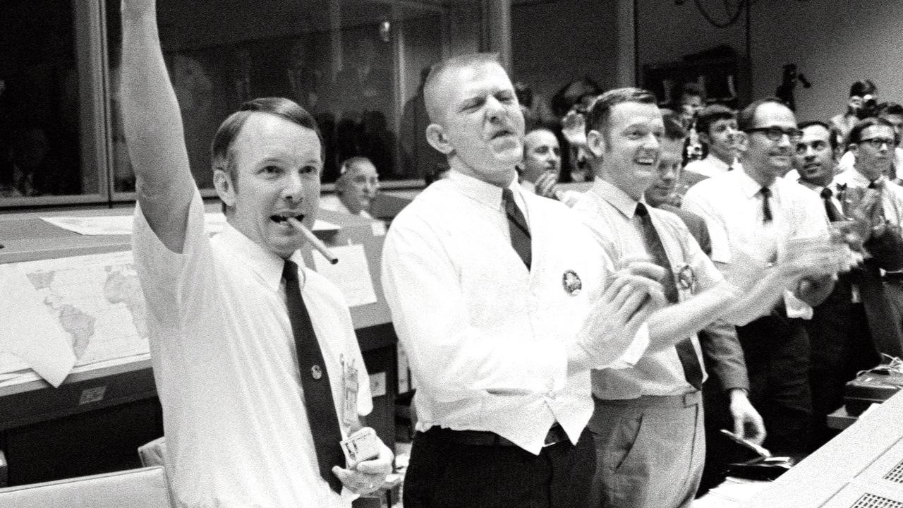 Mission Control: The Unsung Heroes of Apollo
