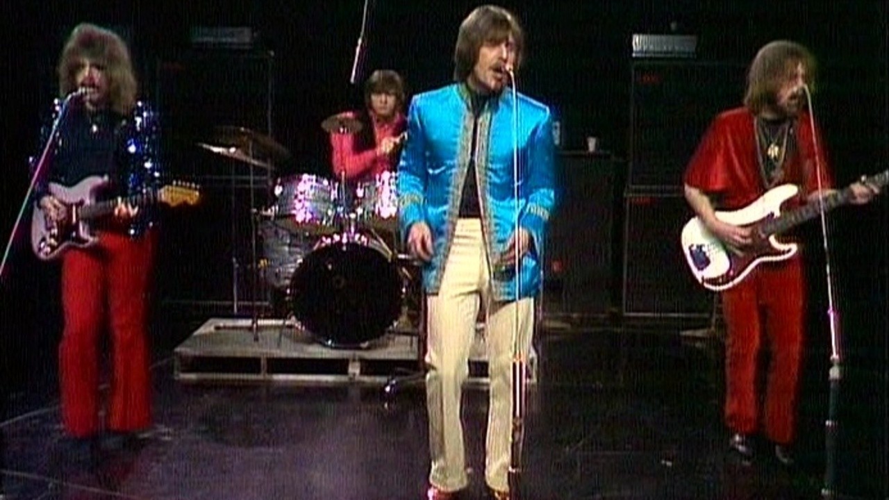Colour Me Pop: The Move