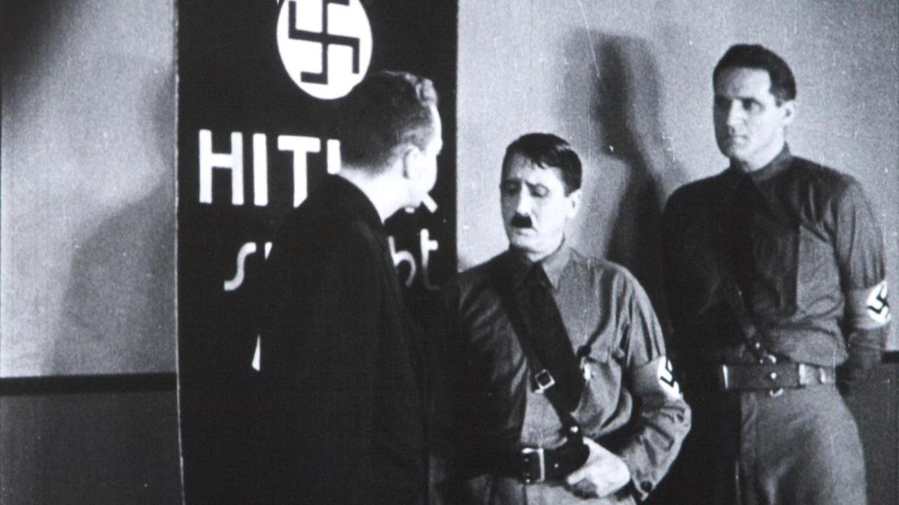 22 апреля день гитлера. Hitler 1934.