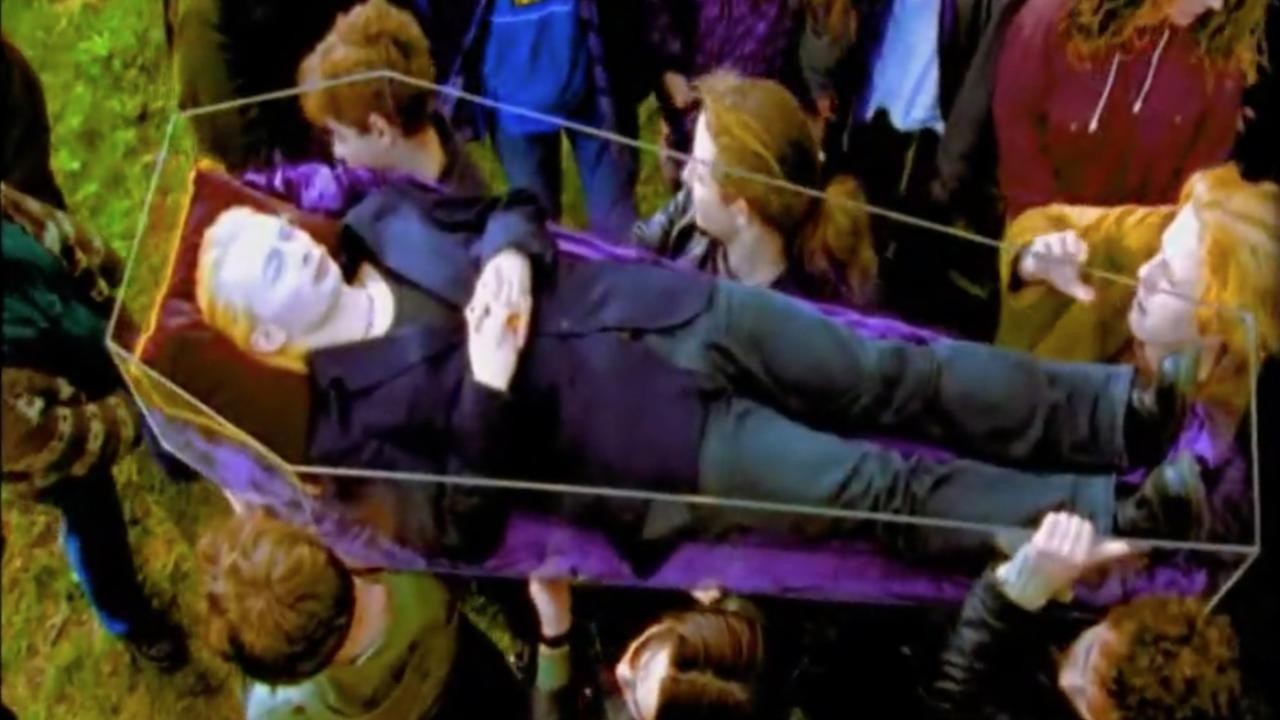 Radiohead: Pop is Dead [MV]